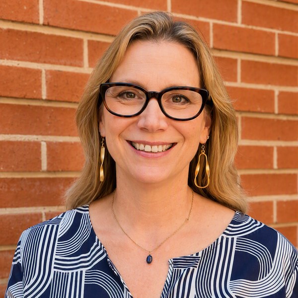 Photo of Dr. Steph Shepherd